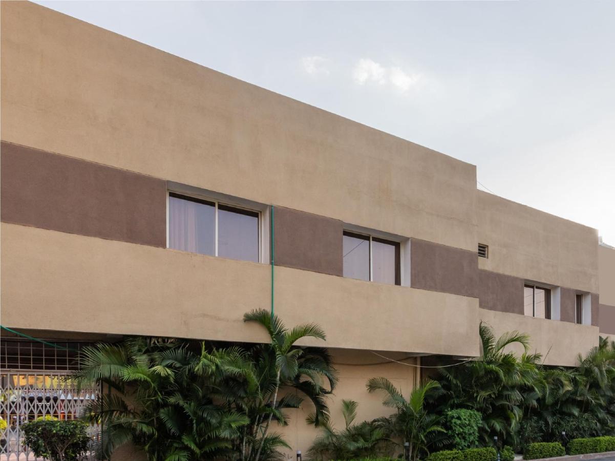 Collection O 29684 Hotel Vikram Palace & Restaurant Dayal Bagh Exterior foto